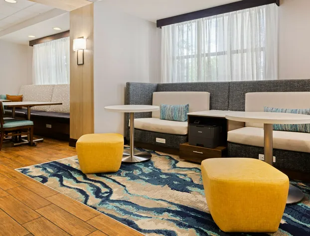 Hampton Inn Jacksonville-I-295 East/Baymeadows hotel detail image 3