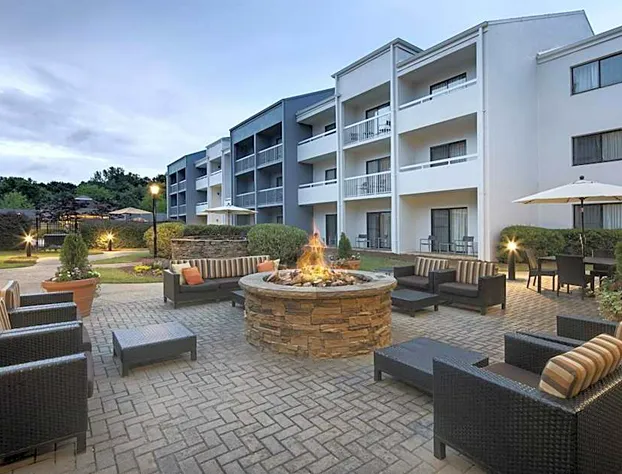 Courtyard by Marriott Atlanta Marietta/I-75 North hotel detail image 1