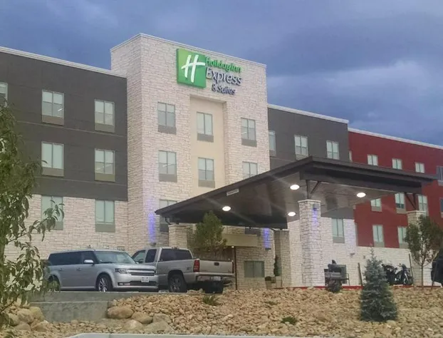 Holiday Inn Express & Suites Price by IHG hotel detail image 2