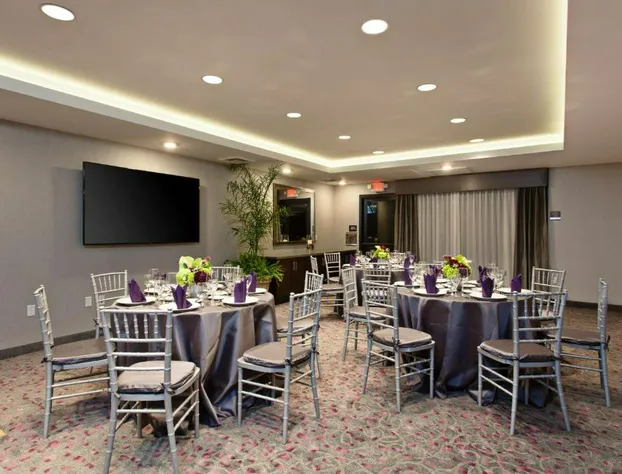 Hilton Garden Inn Irvine/Orange County Airport hotel detail image 3