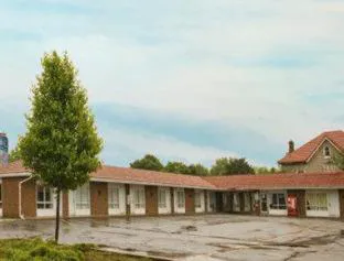 Knights Inn Kingston hotel detail image 1