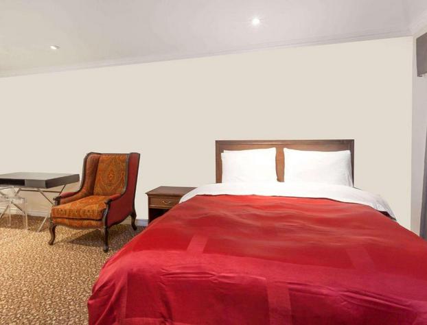 Knights Inn Kingston hotel detail image 4