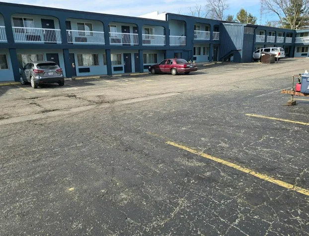 Richmond Inn & Suites hotel detail image 2