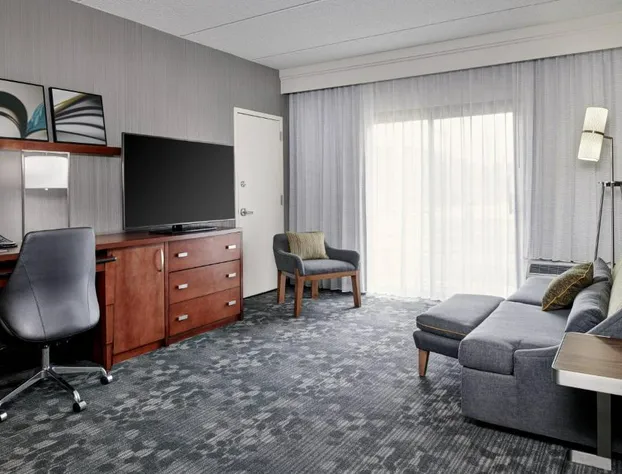 Courtyard by Marriott Chicago Oakbrook Terrace hotel detail image 4