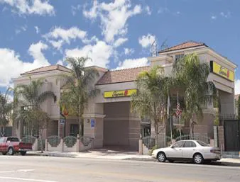 Super 8 by Wyndham North Hollywood hotel detail image 4