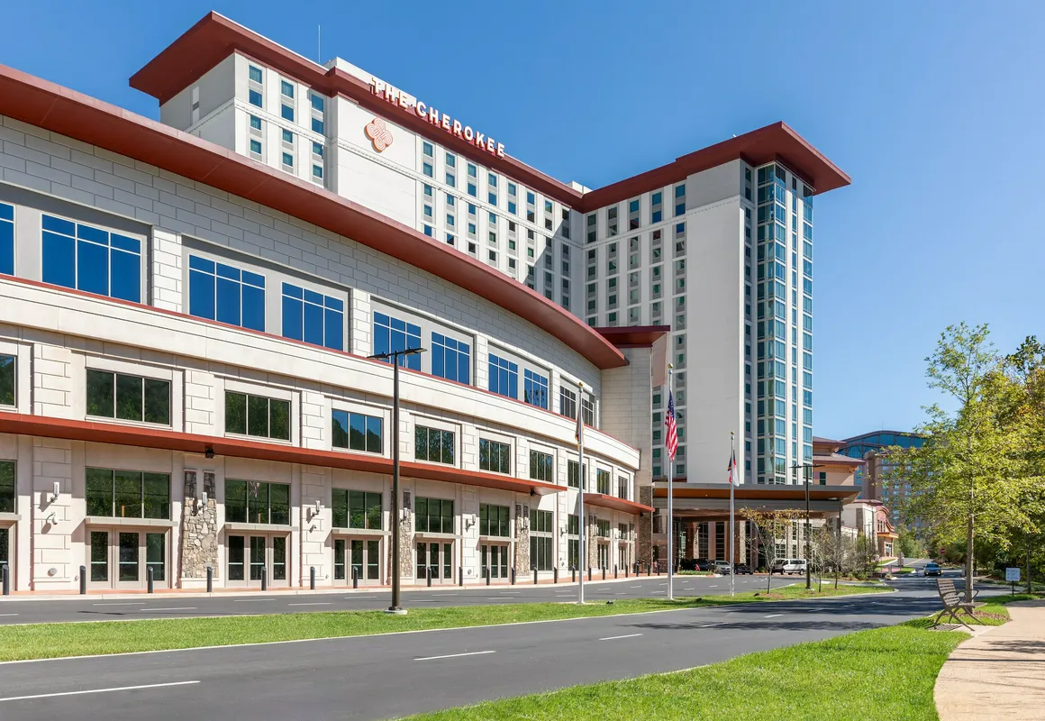 Harrah's Cherokee – A Caesars Rewards Destination hotel hero