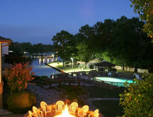 Emerald Isle Resort hotel detail image 1