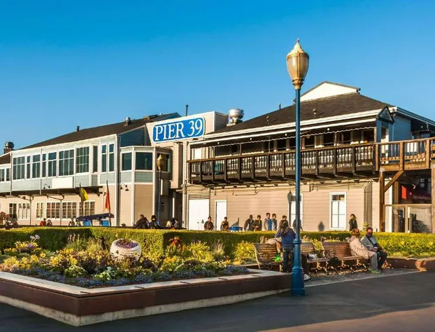 Pacific Heights Inn hotel detail image 2