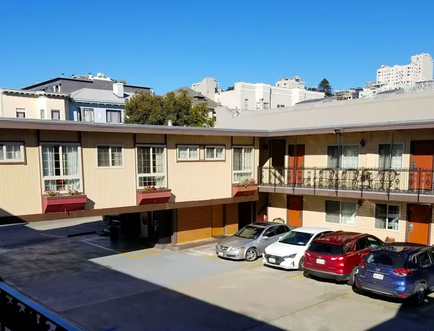 Pacific Heights Inn hotel detail image 3