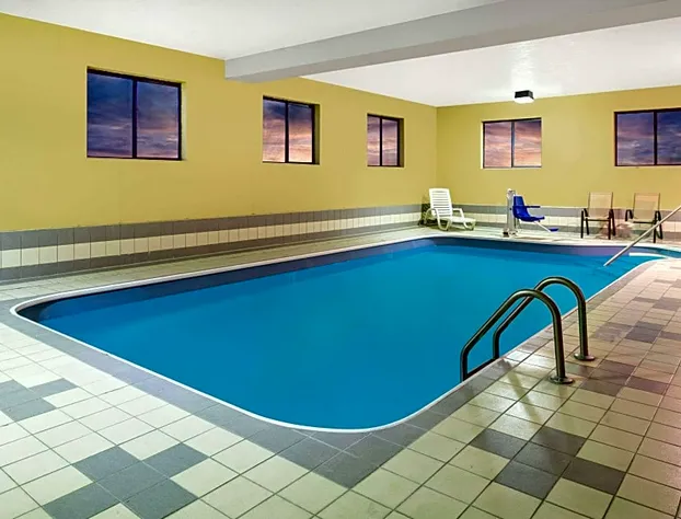 Hotel 7 Inn Anna hotel detail image 3