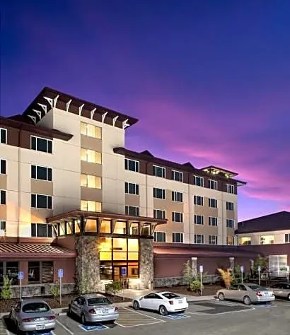 Seven Feathers Casino Resort hotel detail image 2