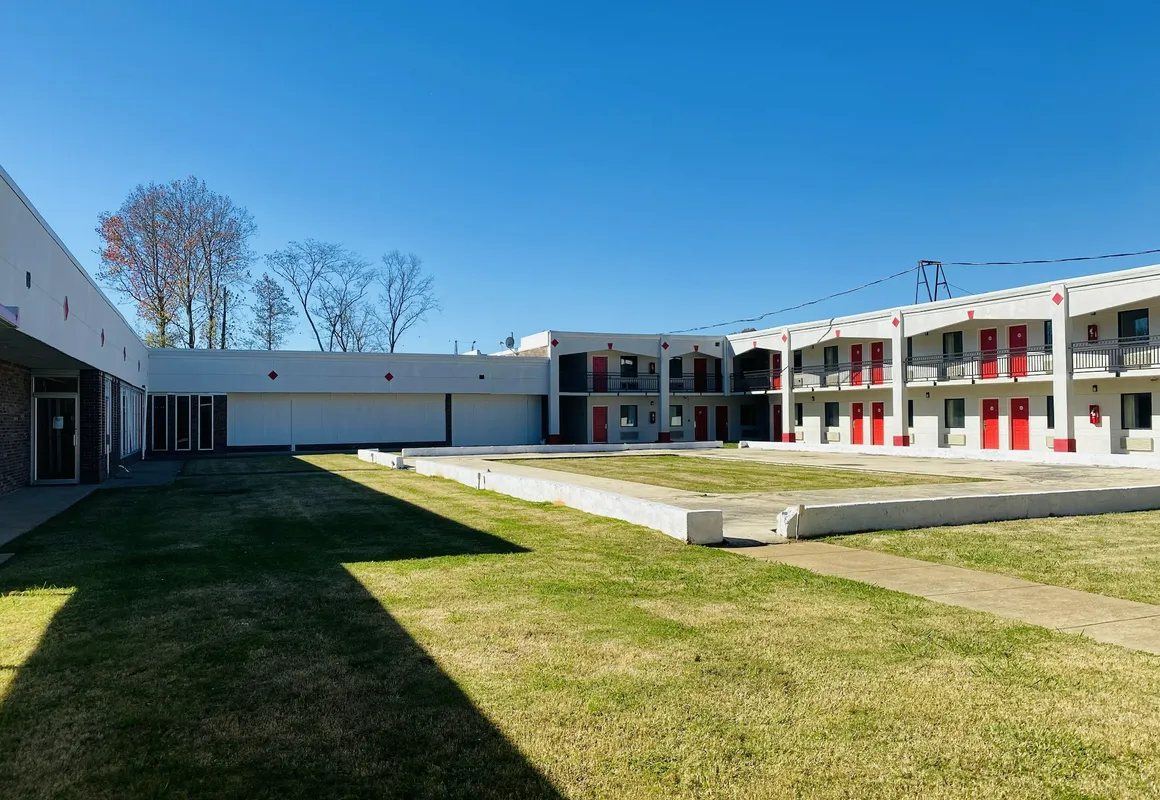 Travelers Place Inn & Suites hotel hero