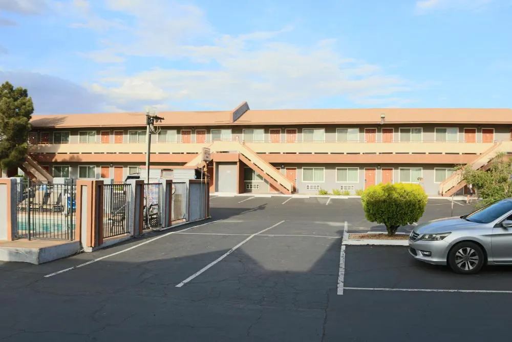 Budget Inn Barstow hotel hero