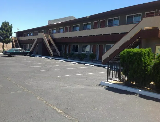 Budget Inn Barstow hotel detail image 1