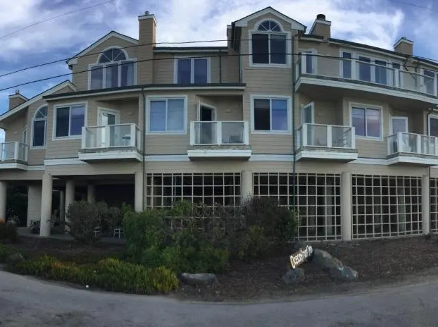 The Oceanfront Stay on MiramarBeach HMB hotel detail image 1