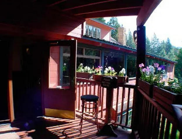 Strawberry Inn hotel detail image 3