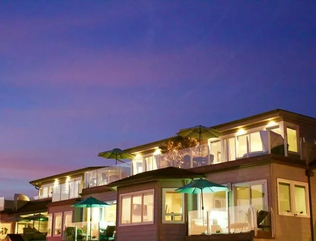 Pier View Suites hotel detail image 1