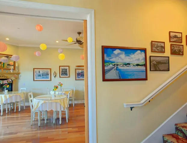 Cayucos Sunset Inn B&B hotel detail image 3
