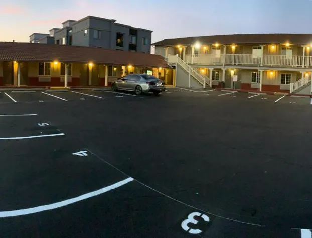 Escondido Inn hotel detail image 1