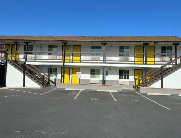 Escondido Inn hotel detail image 2