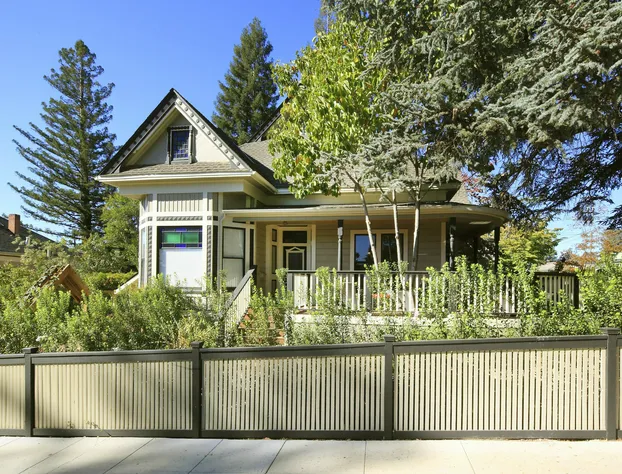 Grape Leaf Inn hotel detail image 2