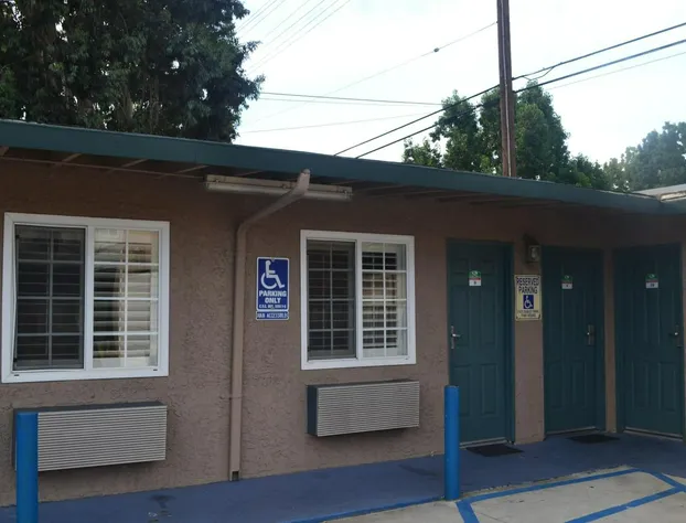 Searle Motel hotel detail image 4