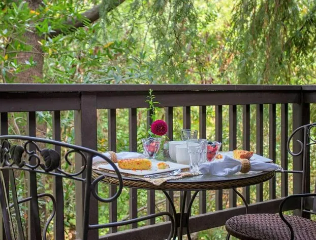 Candlelight Inn Napa Valley hotel detail image 4