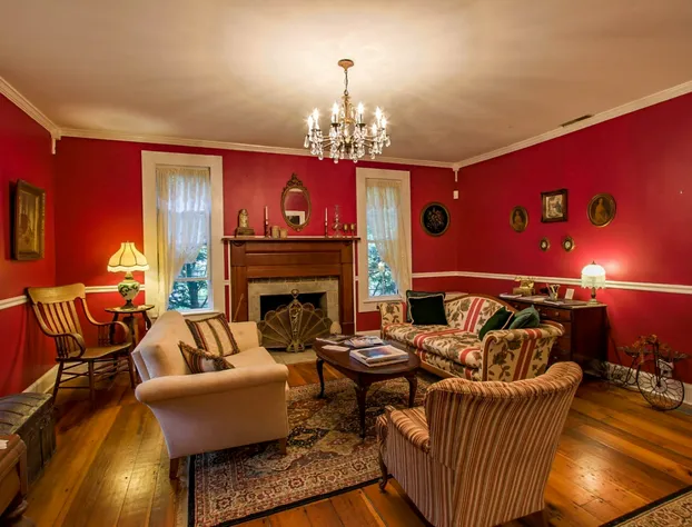 Buffalo Tavern Bed & Breakfast hotel detail image 4