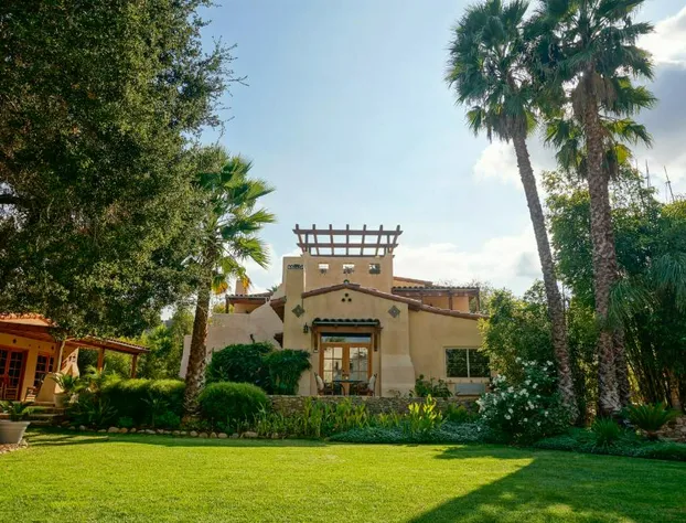 Blue Iguana Inn hotel detail image 3