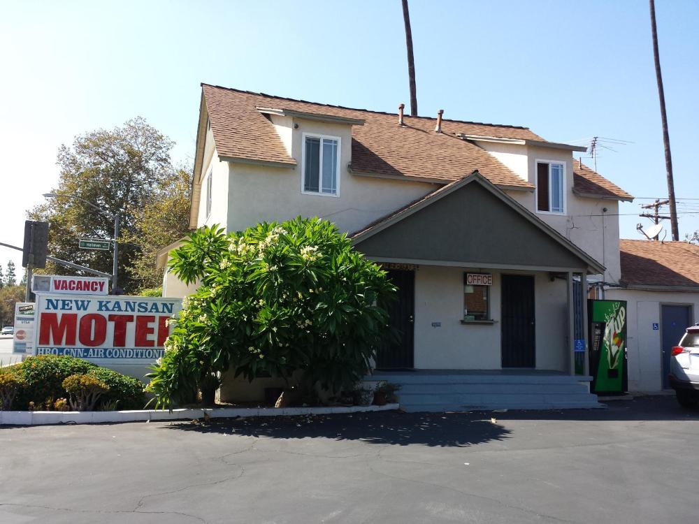 New Kansan Motel hotel hero