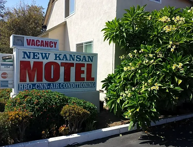 New Kansan Motel hotel detail image 4
