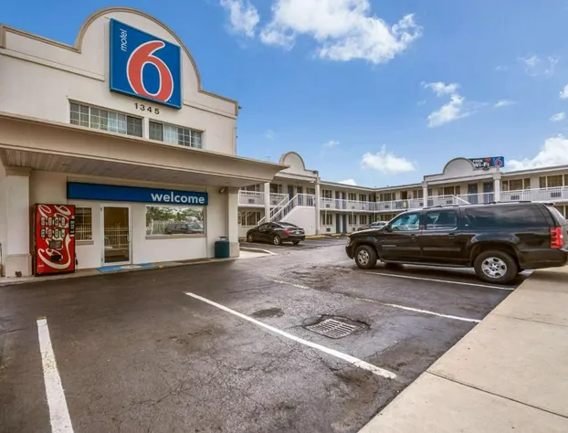 Motel 6 Washington, DC - Convention Center hotel detail image 3