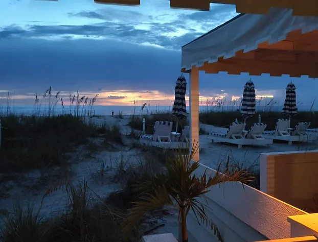 Bungalow Beach Resort hotel detail image 1