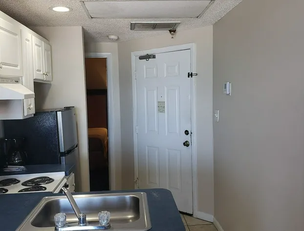 Beach Quarters Daytona hotel detail image 3