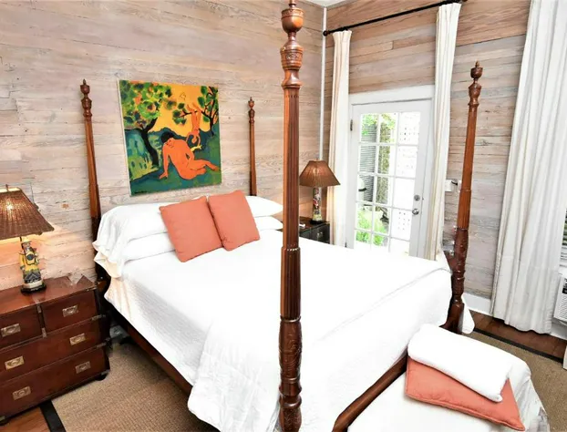 Simonton Court Historic Inn & Cottages hotel detail image 3