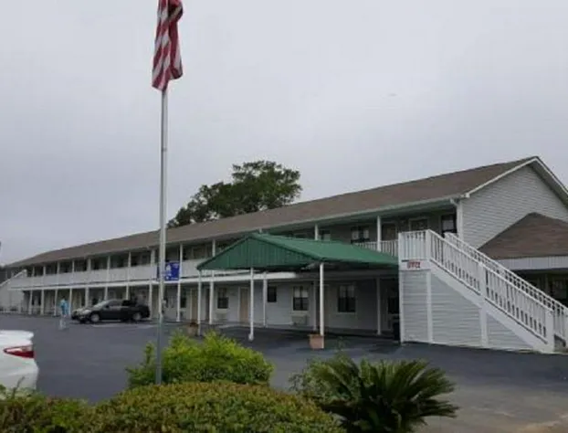 Loyalty Inn Hawkinsville hotel detail image 2