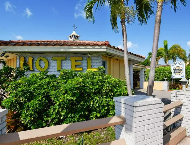 OYO Hotel Coral Gables - Miami Airport hotel detail image 1