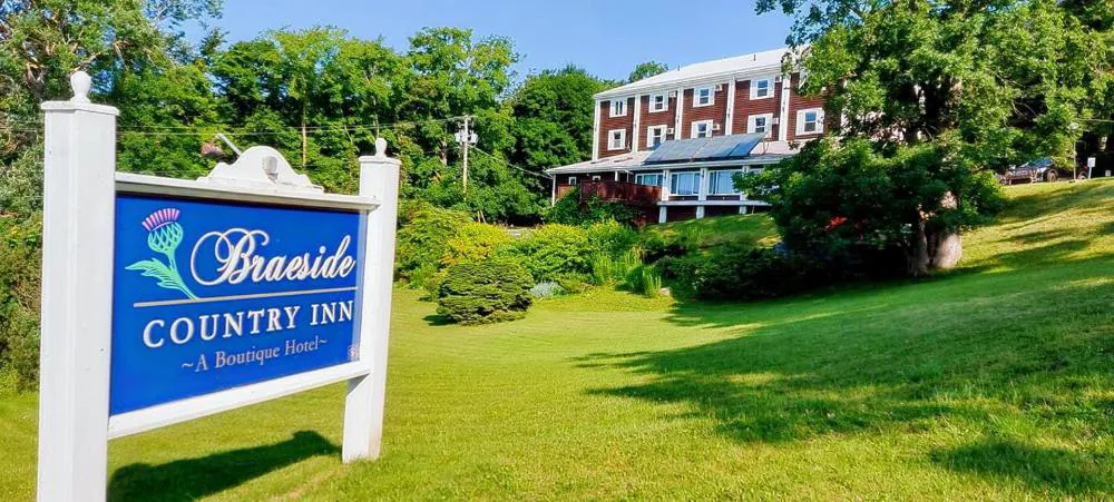 Braeside Country Inn hotel hero