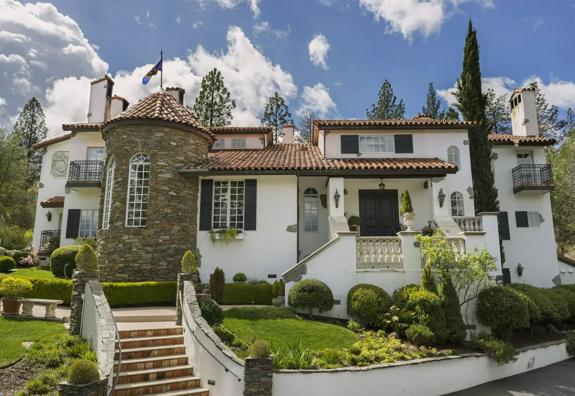 Château du Sureau hotel hero