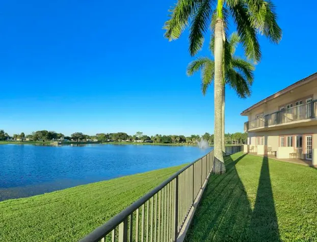 Royal Inn Hotel hotel detail image 2