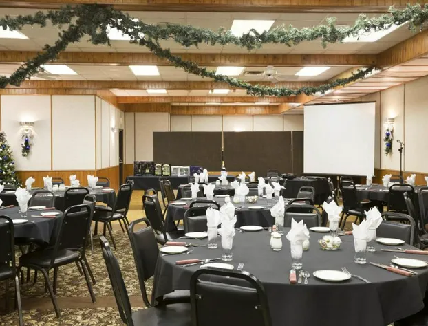 Days Inn by Wyndham Estevan hotel detail image 3