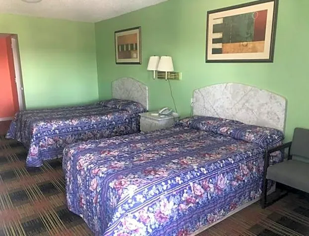 Seminole Inn hotel detail image 2