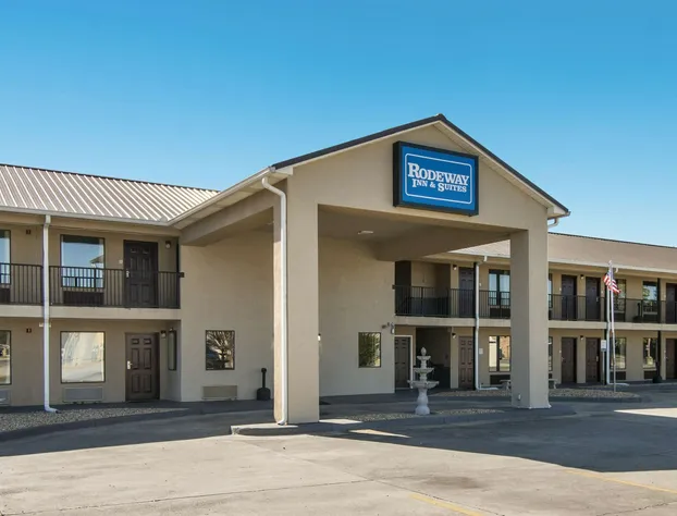 Rodeway Inn & Suites hotel detail image 2