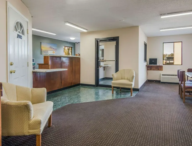 Rodeway Inn & Suites hotel detail image 4