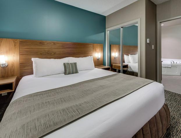 Heritage Inn Hotel & Convention Centre Pincher Creek hotel detail image 4