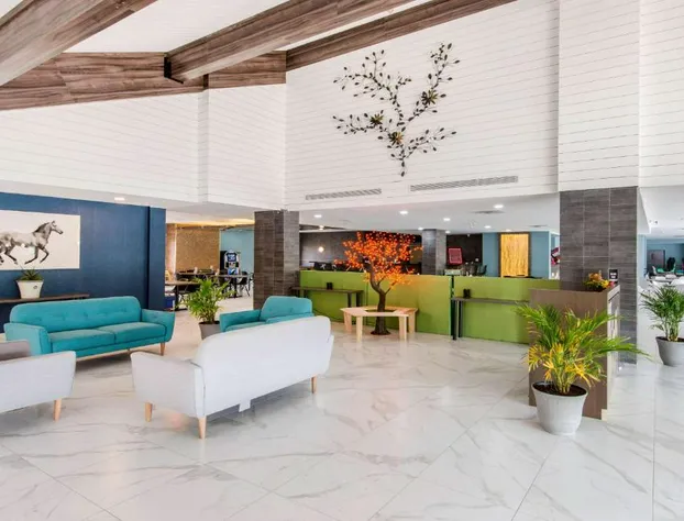 Quality Inn & Conference Centre hotel detail image 4