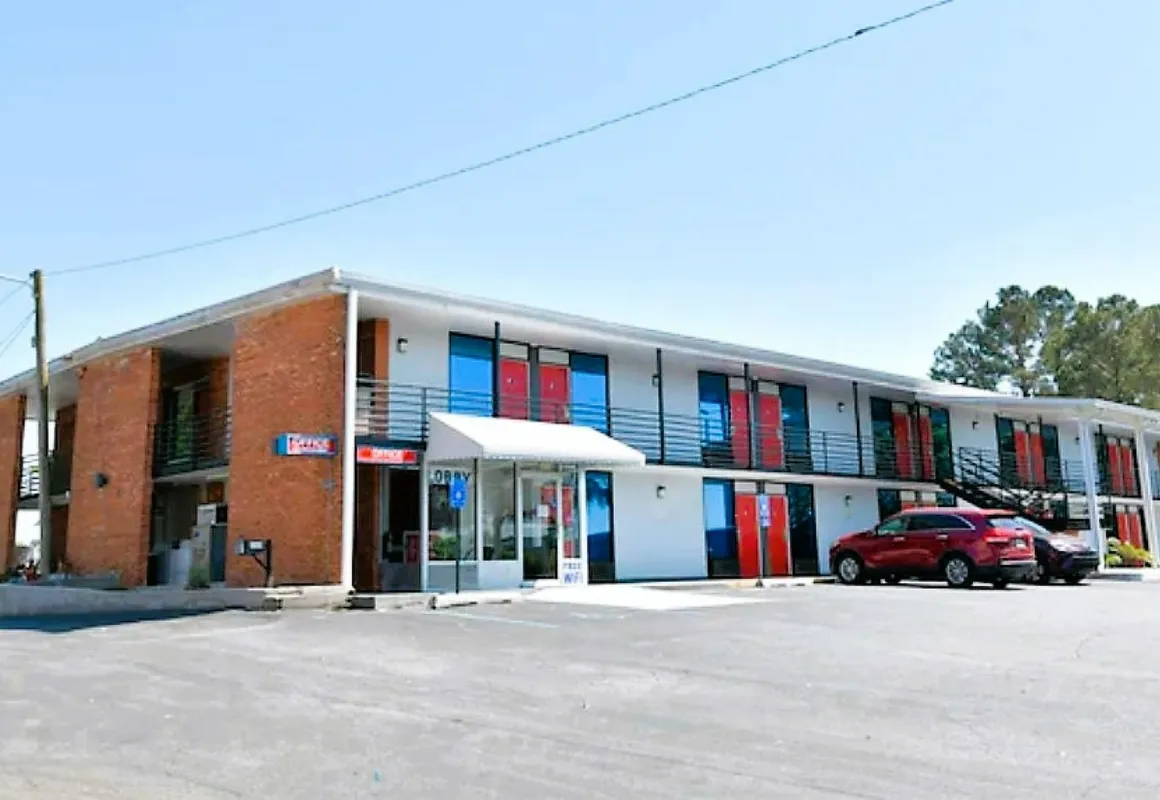 OYO Hotel Valdosta GA I-75 hotel hero