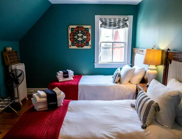 Chart House Inn hotel detail image 3