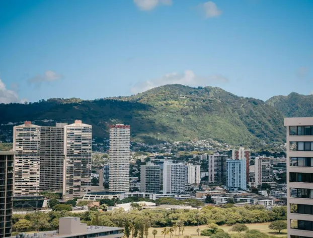 Pacific Monarch Hotel hotel detail image 4