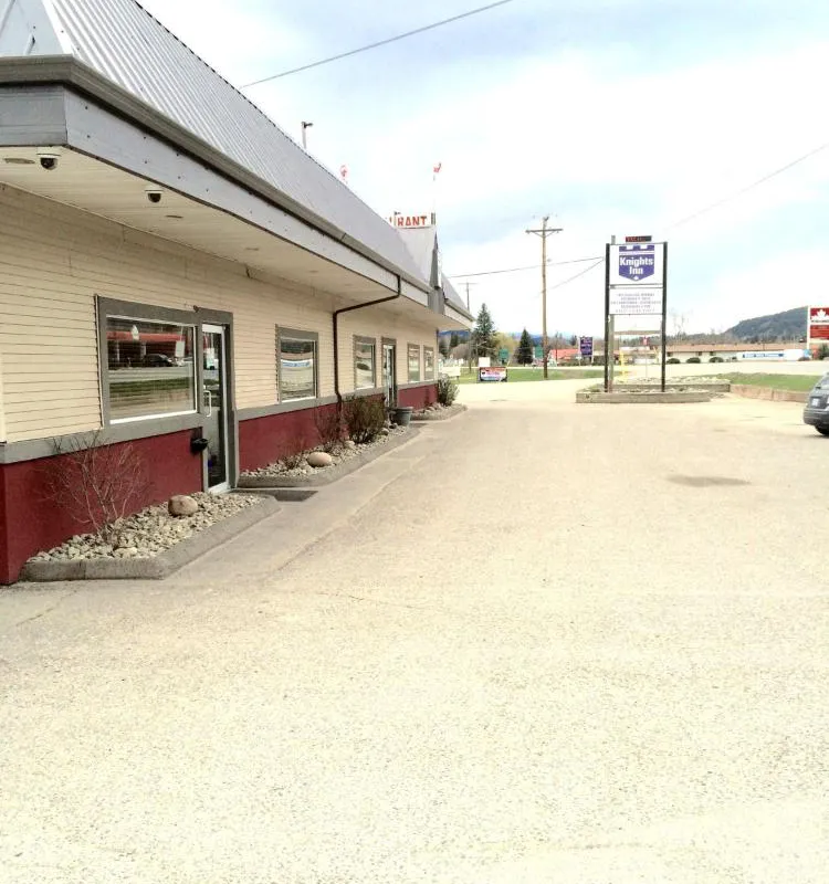 Barriere Motor Inn hotel hero